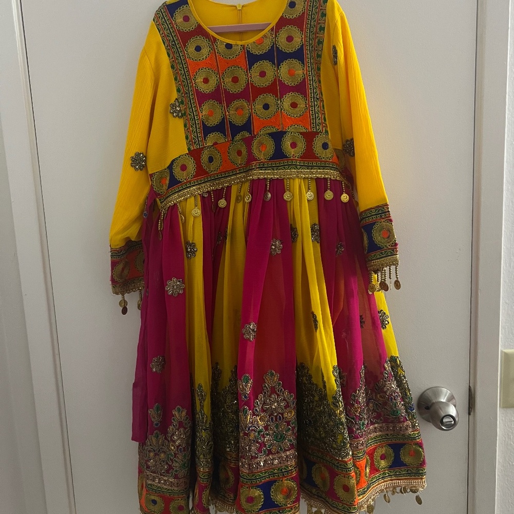 3 piece afghani clothes (girls)